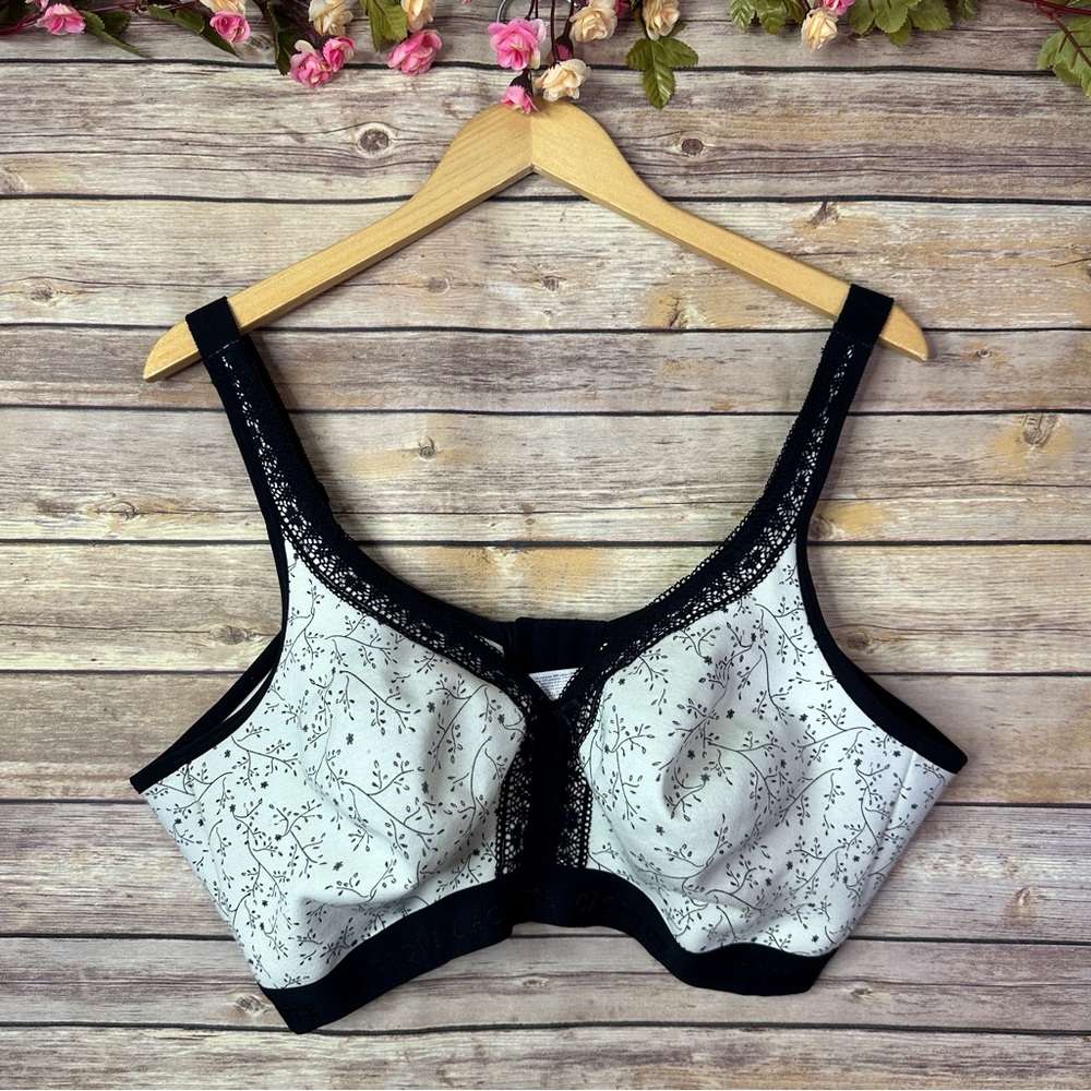 Cacique Floral Lace Trim Detail Bra